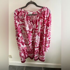 Beautiful floral print ruffle dress! Very White Lotus!